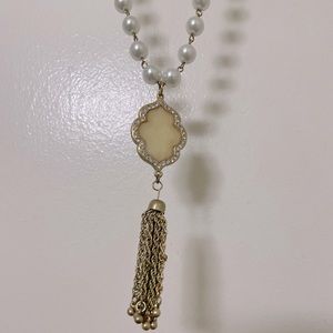 Chunky pearl gold pendant